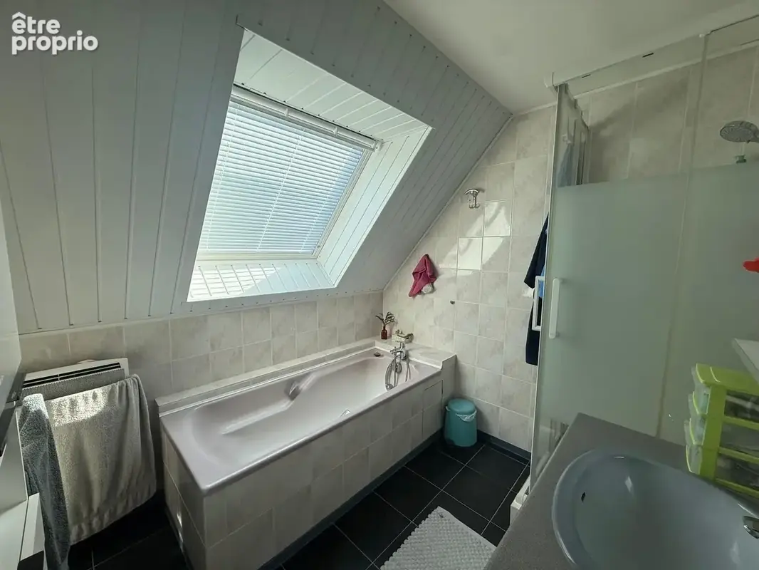 Maison 5 pièces 115 m² à vendre à Fretin (59273) - photo 9