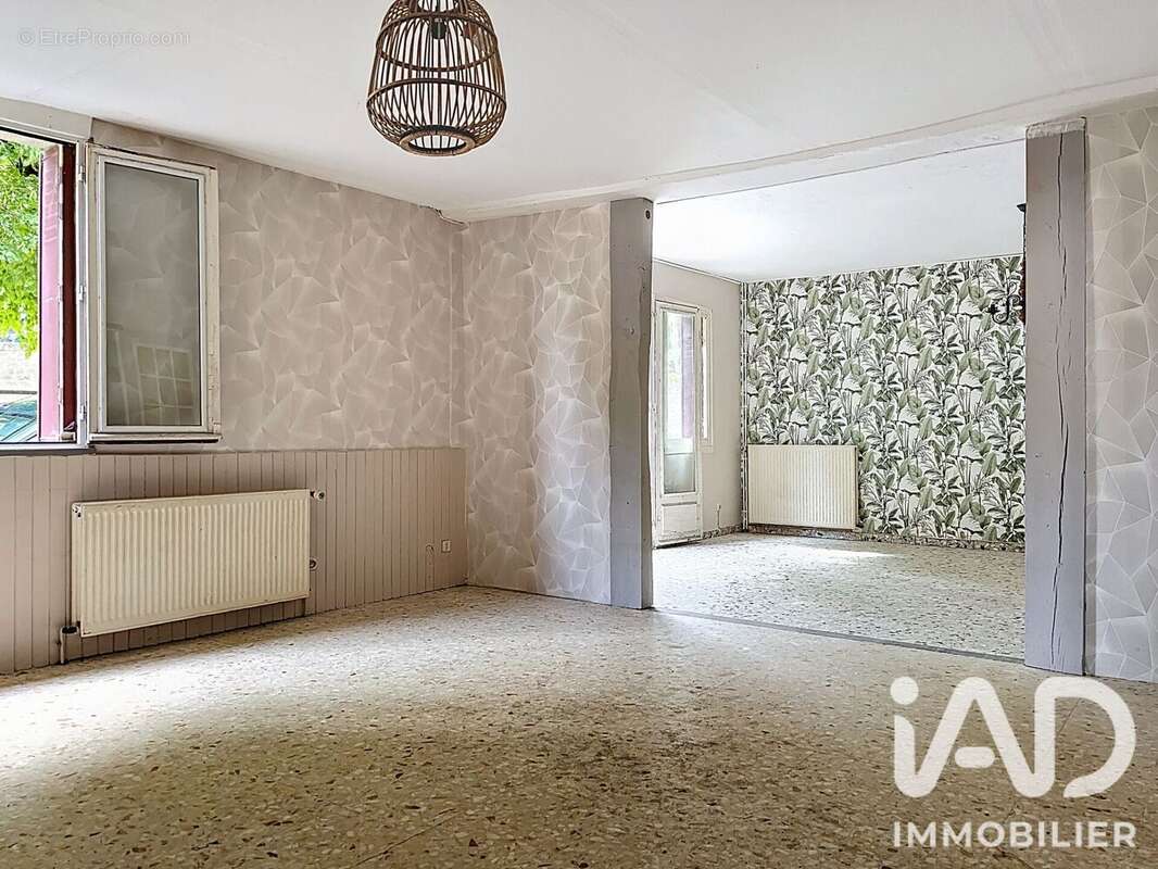 Maison 148 m² à Mailly-La-Ville  - photo 4