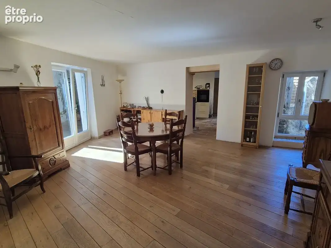 Une maison d’exception, chargée d’histoire et de caractère. - photo 13
