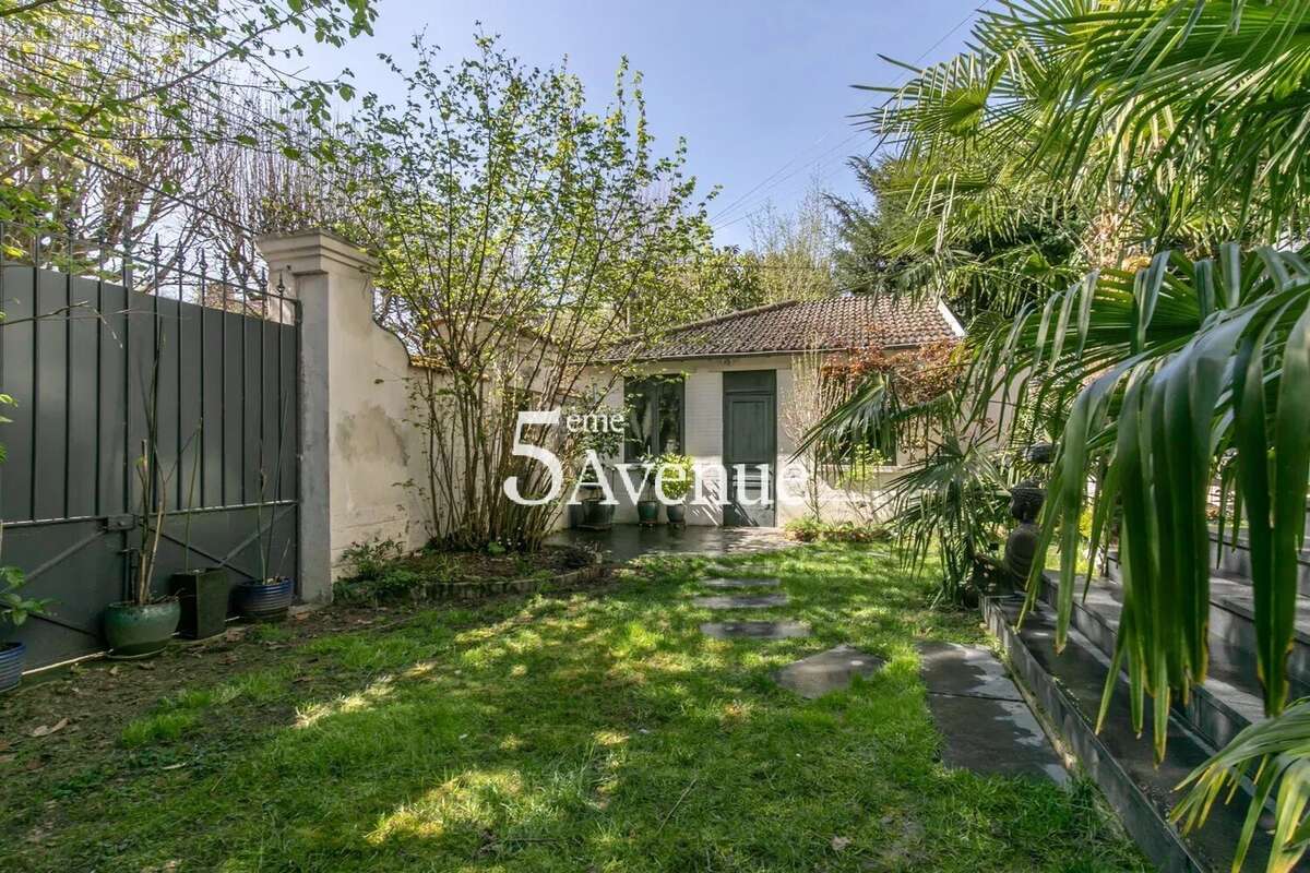 Maison à SAINT-MAUR-DES-FOSSES