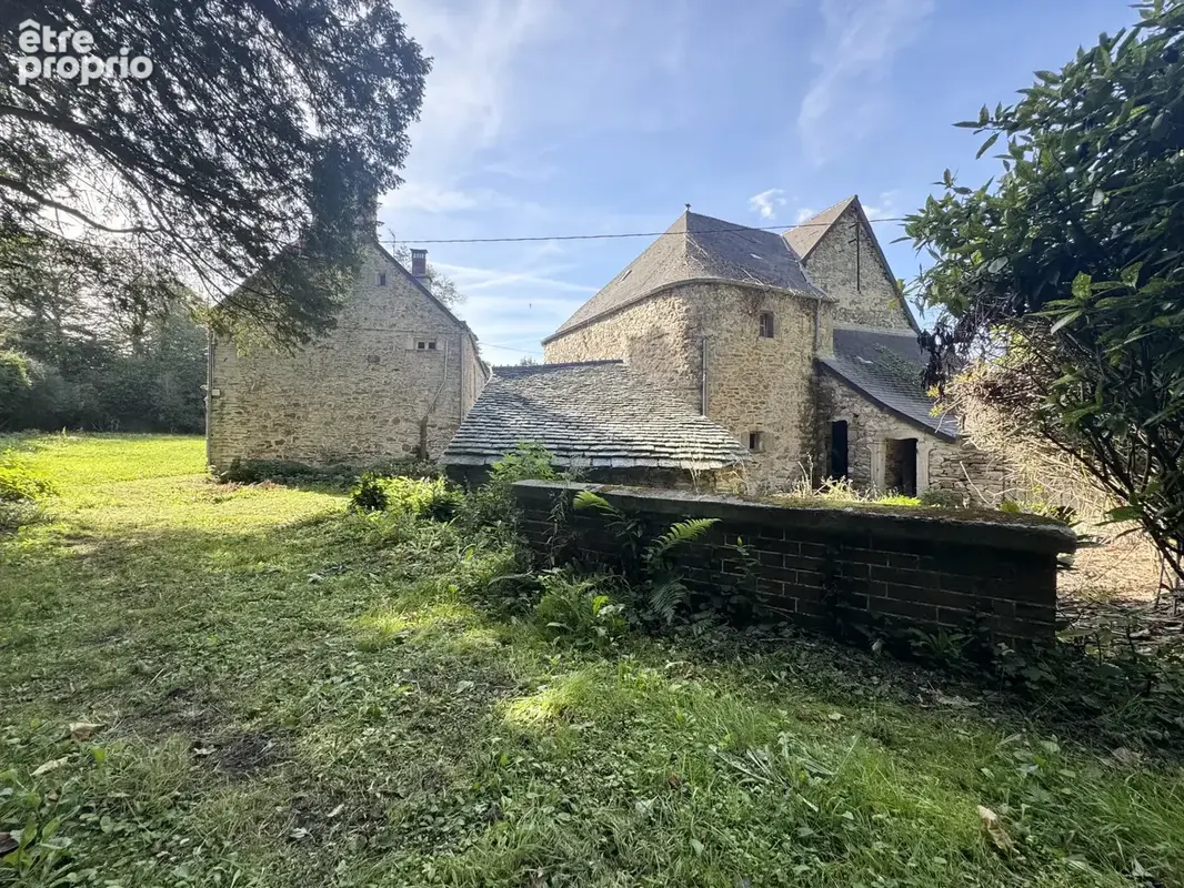 Jolie maison en pierres avec jardin et dependances a renover - photo 24