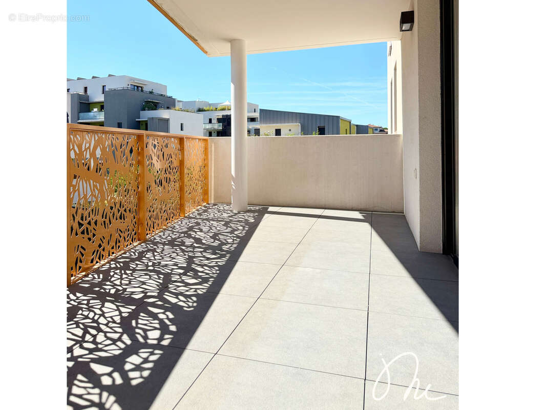 Appartement à SAINT-JEAN-DE-VEDAS