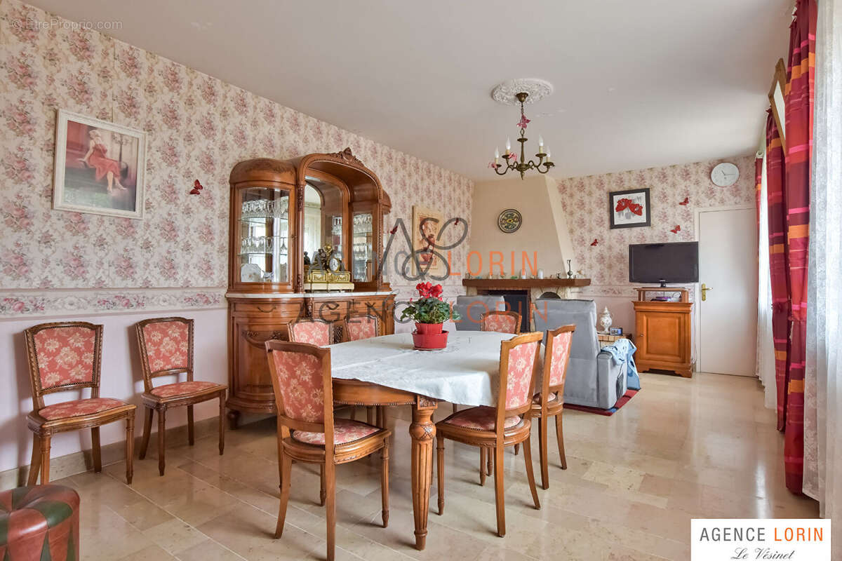 Maison à CROISSY-SUR-SEINE