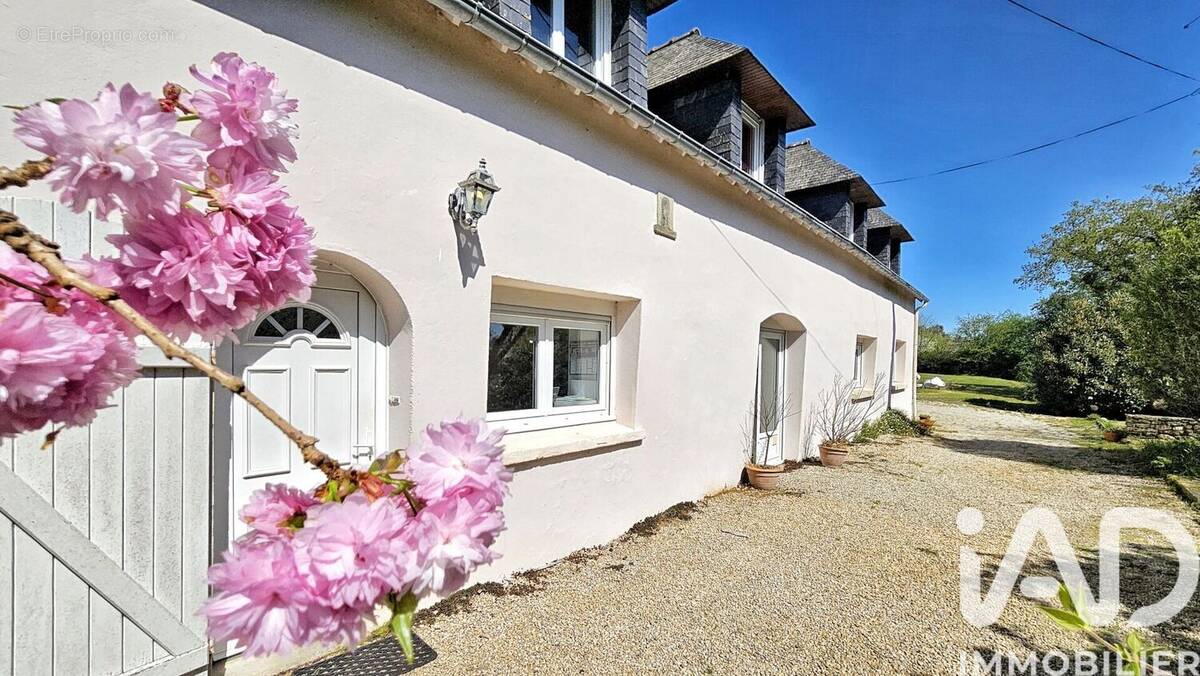 Photo 1 - Maison à PLUMERGAT