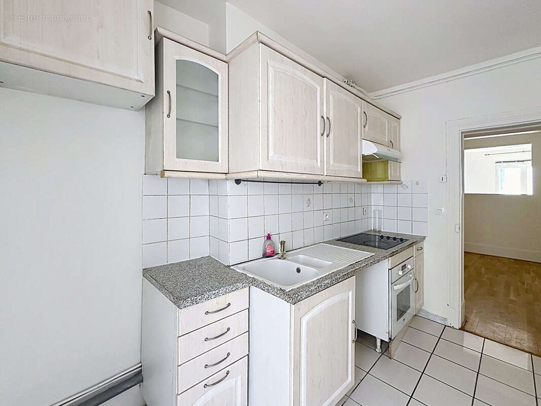 Appartement à PARIS-5E