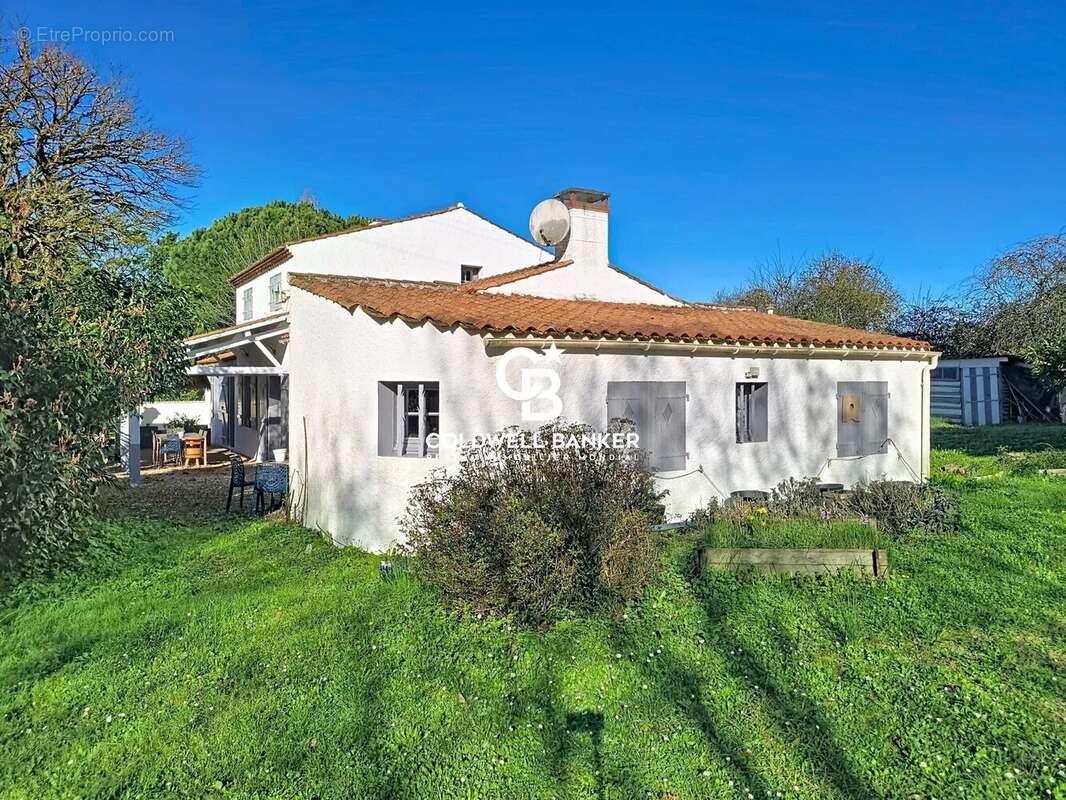 Maison à SAINT-BENOIST-SUR-MER
