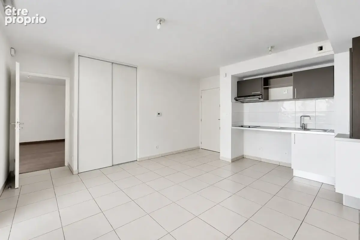 En Exclusivité ! Appartement T2 de 40 m2 au 3ᵉ étage   Secteur Barrière de Paris - photo 6