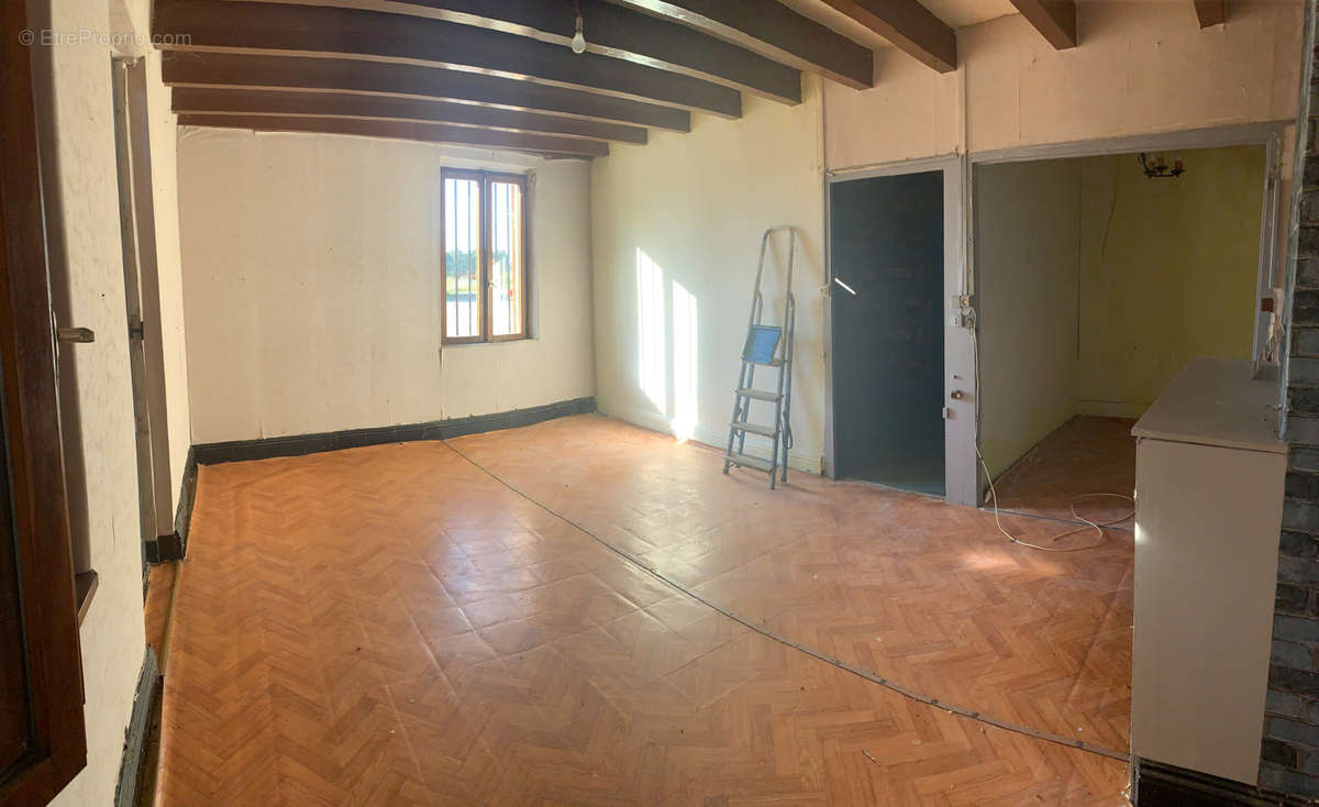 Maison à SAINT-BONNET-EN-BRESSE