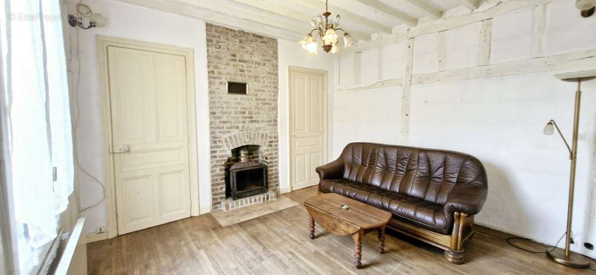 Maison à LES NOES-PRES-TROYES