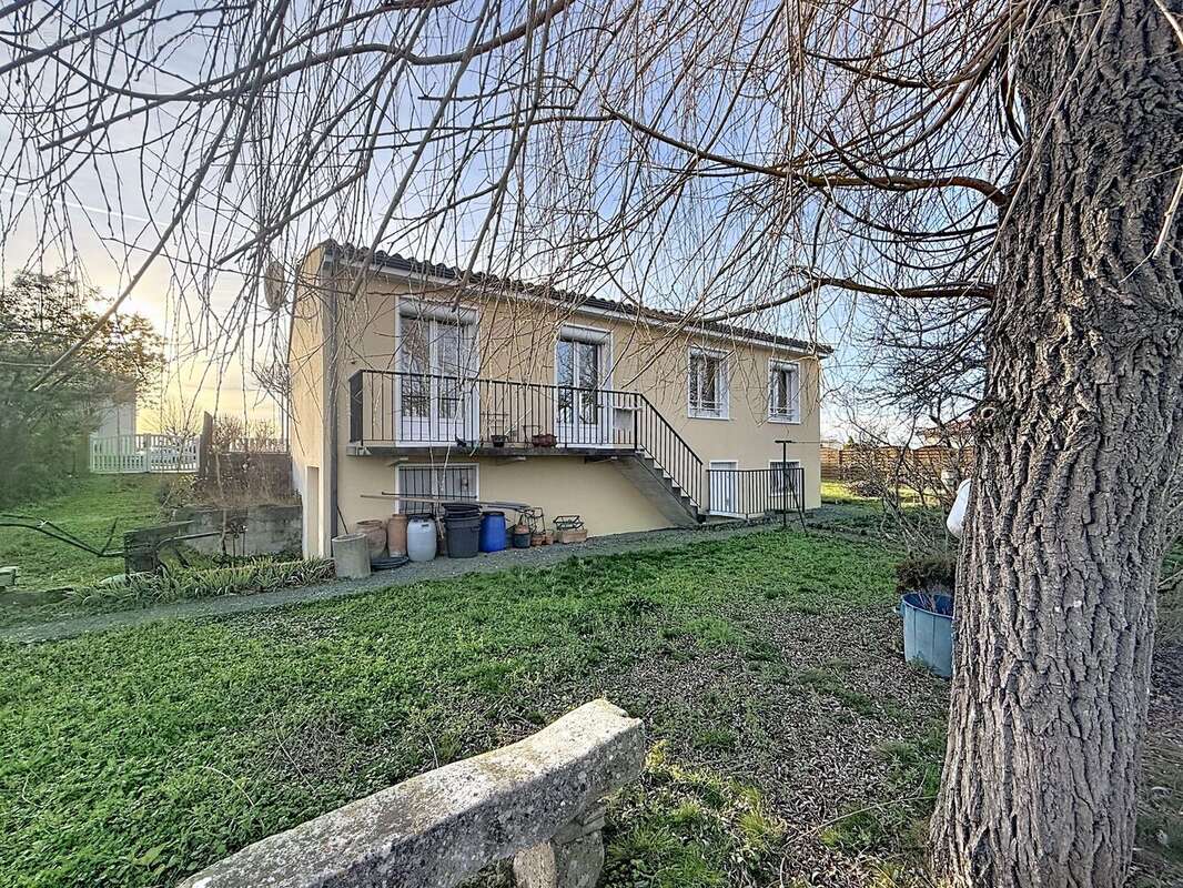 Maison à LA ROCHEFOUCAULD