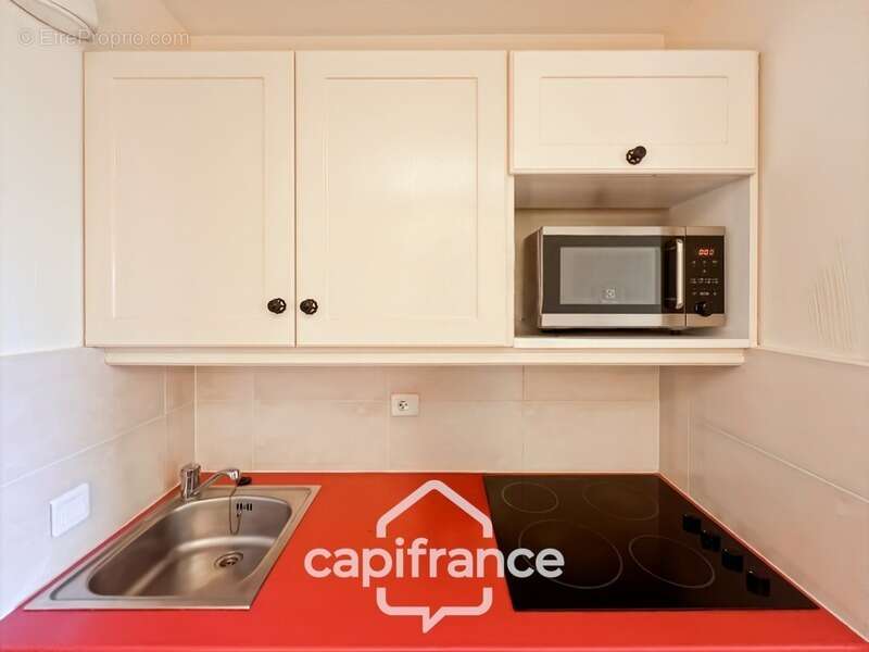 Pont royal en provence appartement de  27 m2 vue luberon une chambre meuble equipe - photo 11