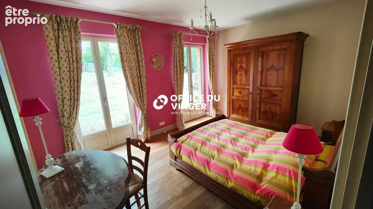 Maison - 9 pièces - 240 m² - photo 8