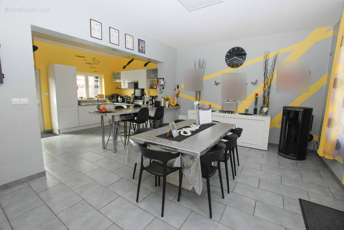Maison à VILLERS-SIRE-NICOLE