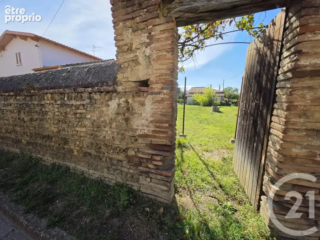 Terrain 458 m² à vendre à Montesquieu-Volvestre (31310) - photo 3
