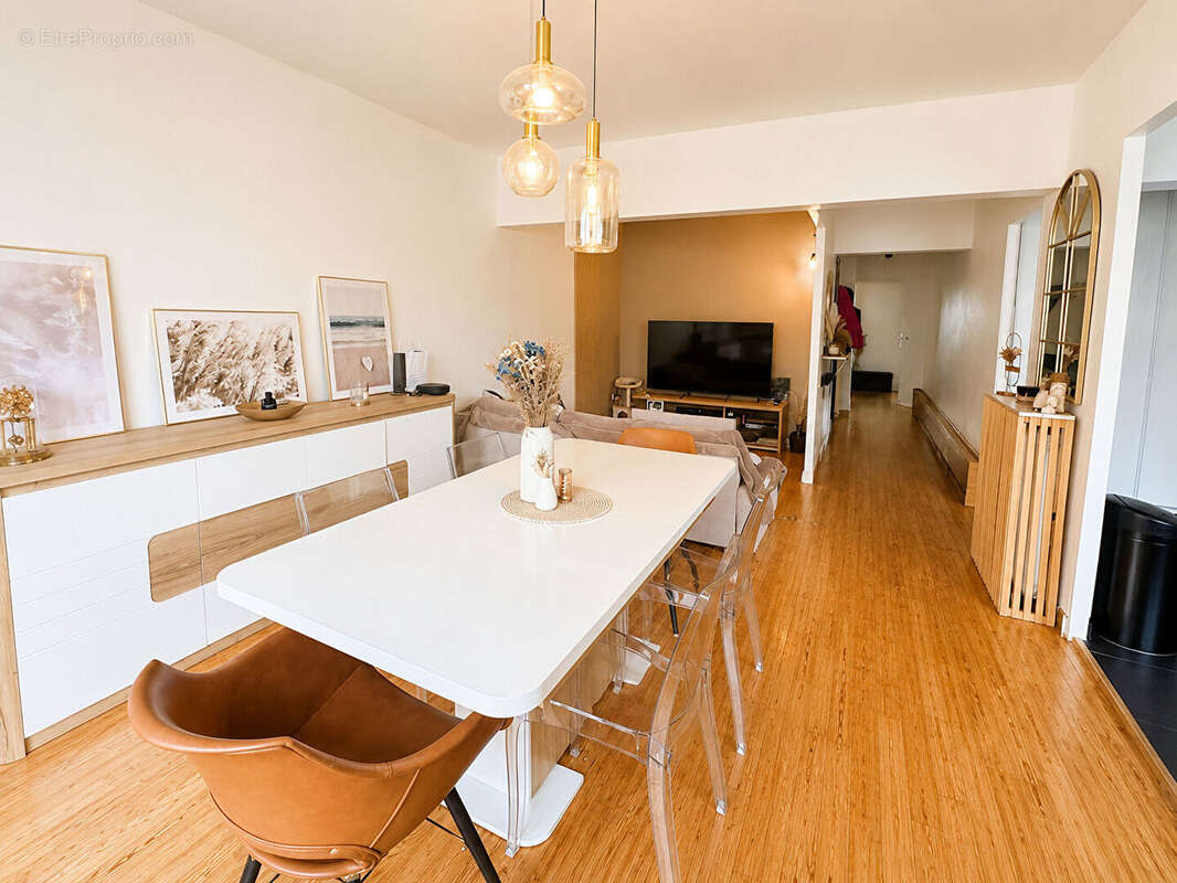 Appartement Pau 3 pièce(s) 97.57 m² avec balcon et garage - photo 2