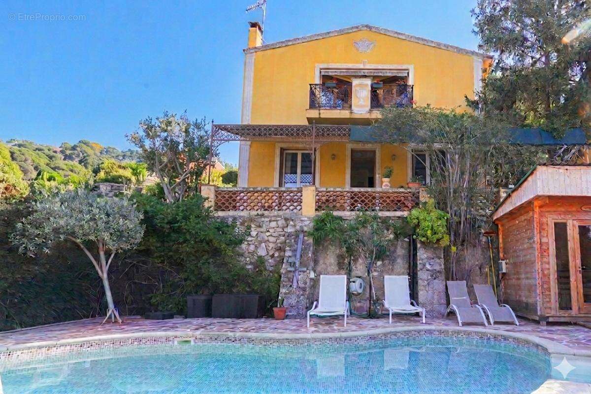 Maison à MENTON