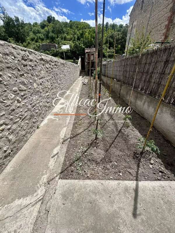 Maison de village T3 avec jardin - photo 4