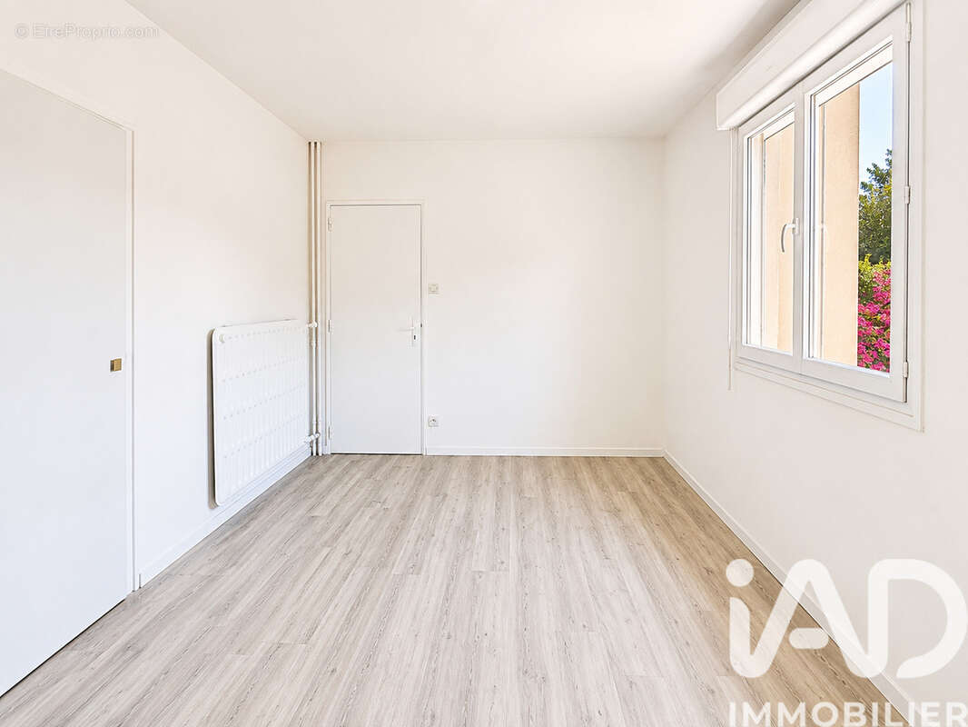 Photo 2 - Appartement à SAINT-PAUL-TROIS-CHATEAUX