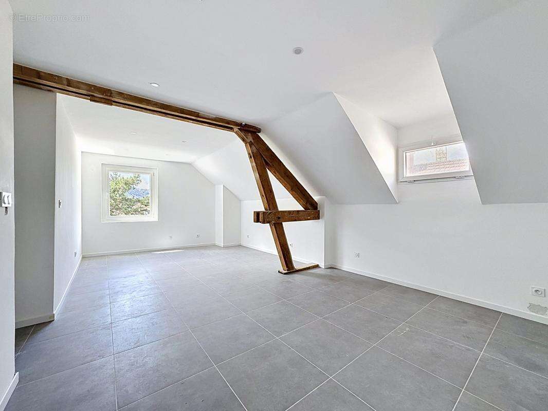 Appartement à SCIONZIER