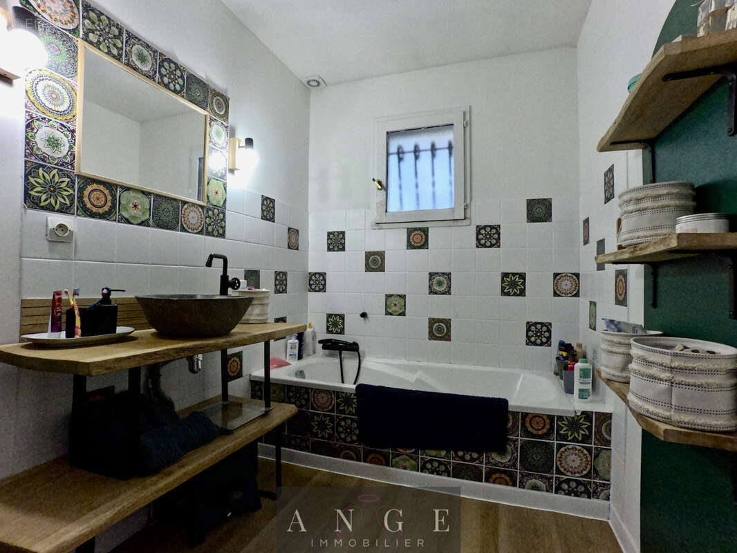 Maison à LA FARLEDE