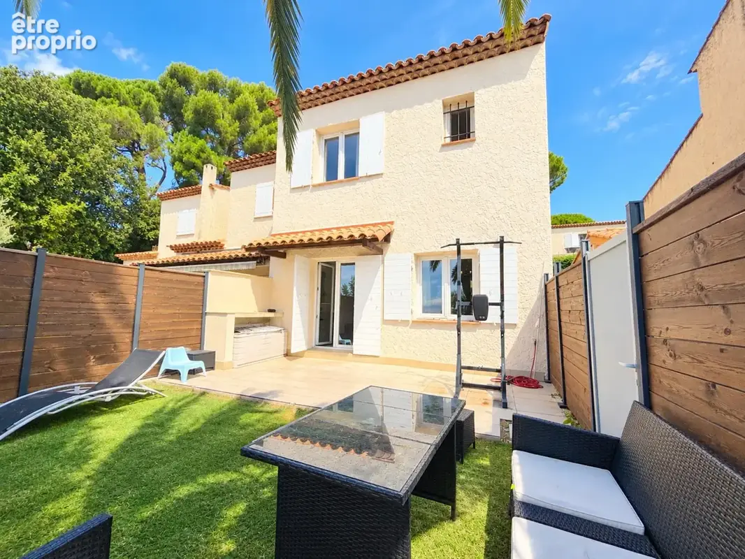 Maison à MOUGINS