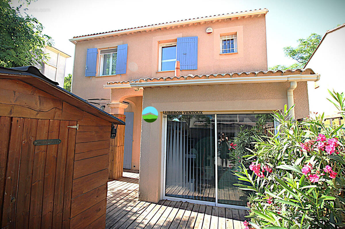 Maison à MONTEUX