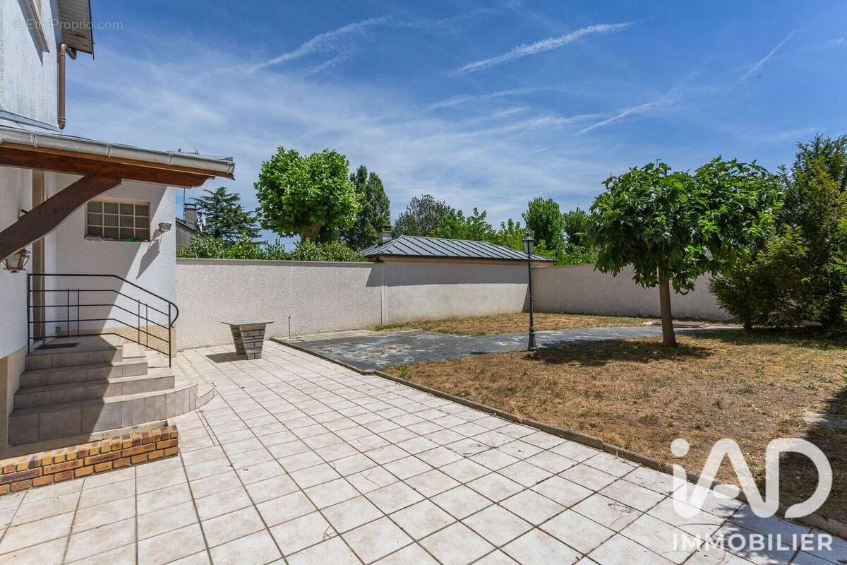 Maison 139 m² à Draveil  - photo 4