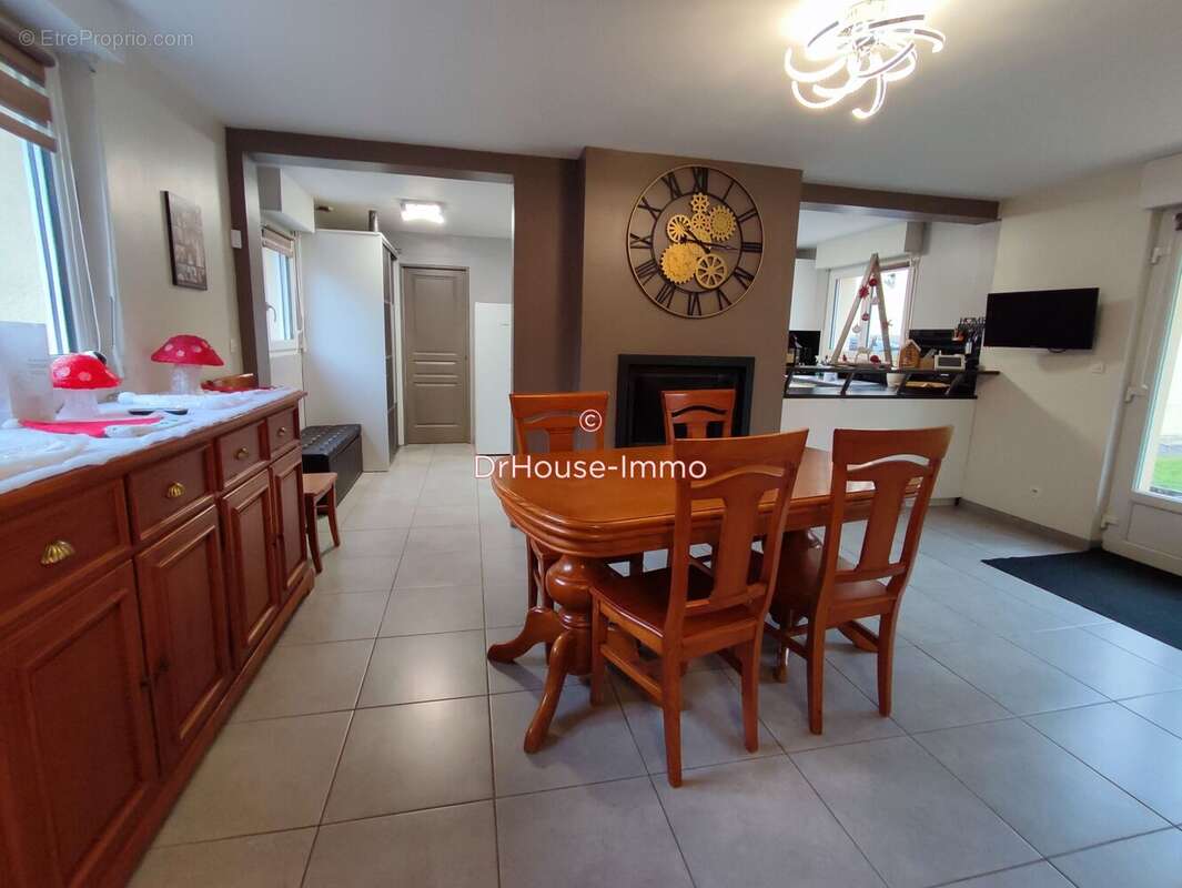 Maison à MONDRAINVILLE