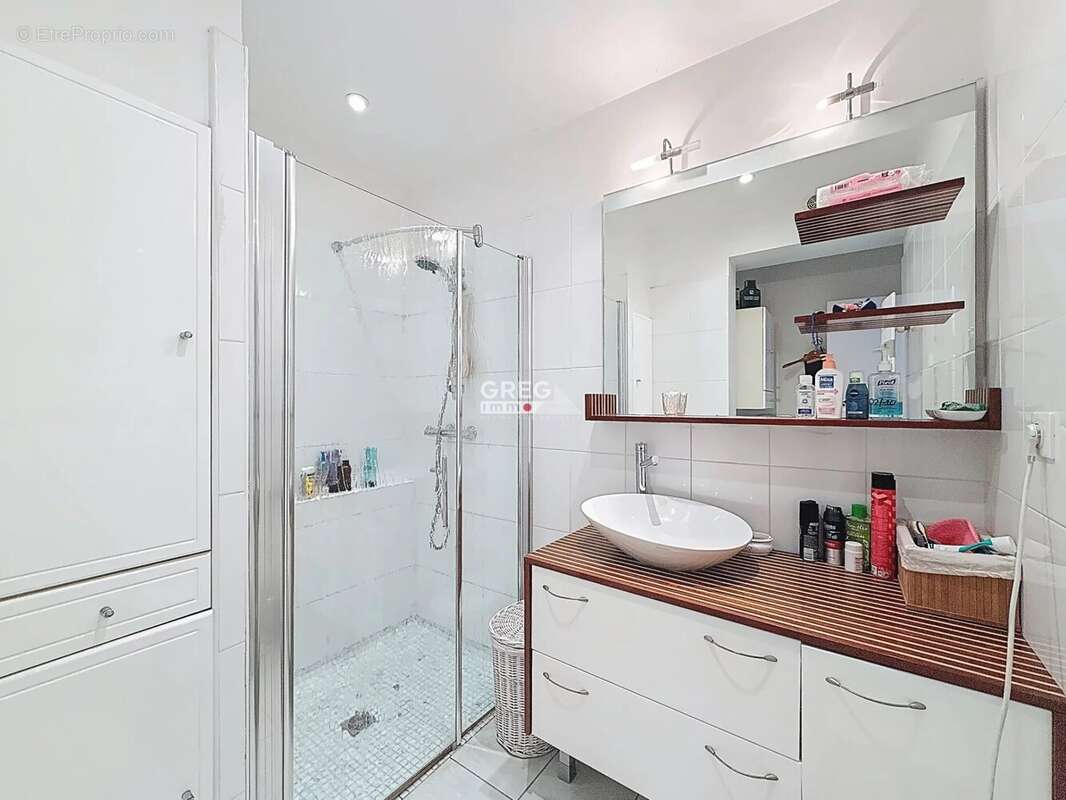 Appartement à VILLENEUVE-LOUBET