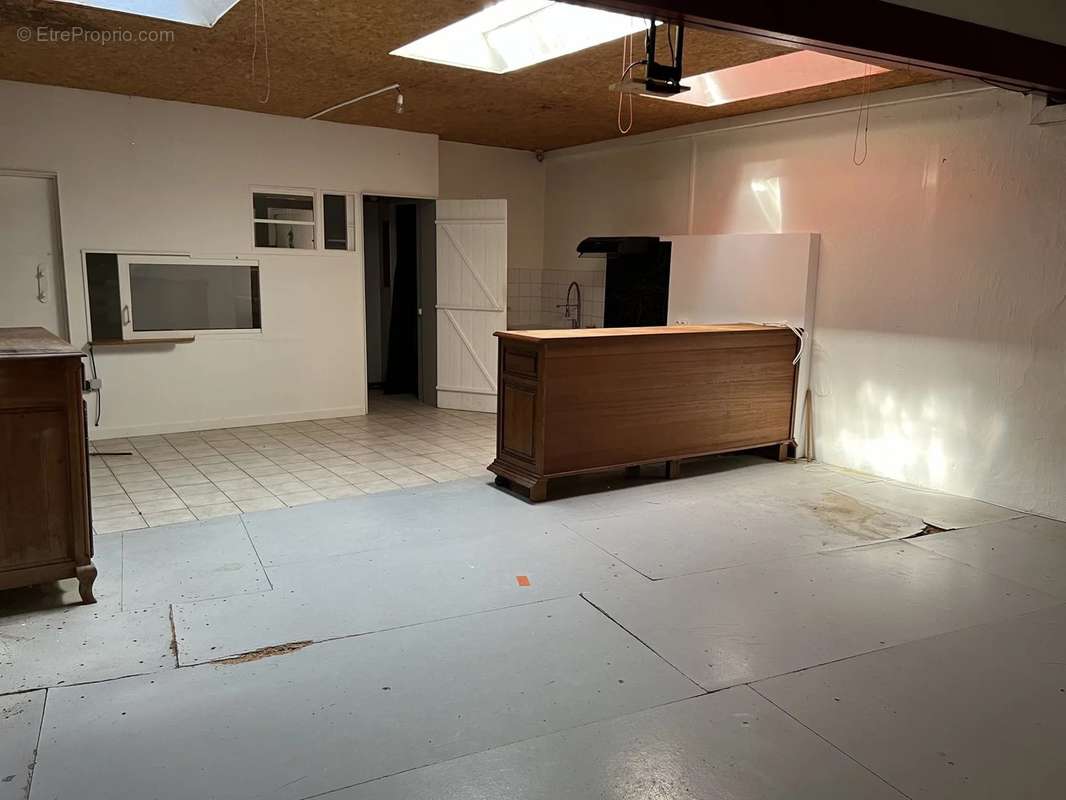 Commerce à LECTOURE