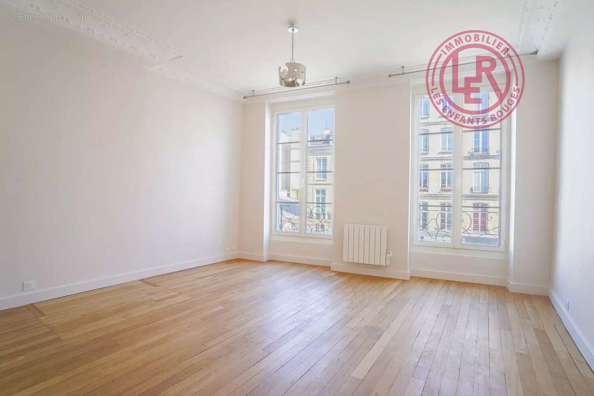 Appartement à PARIS-4E