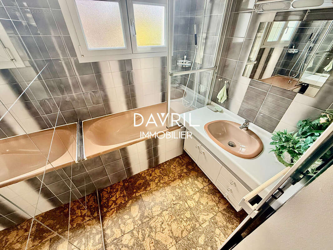 Maison à CONFLANS-SAINTE-HONORINE