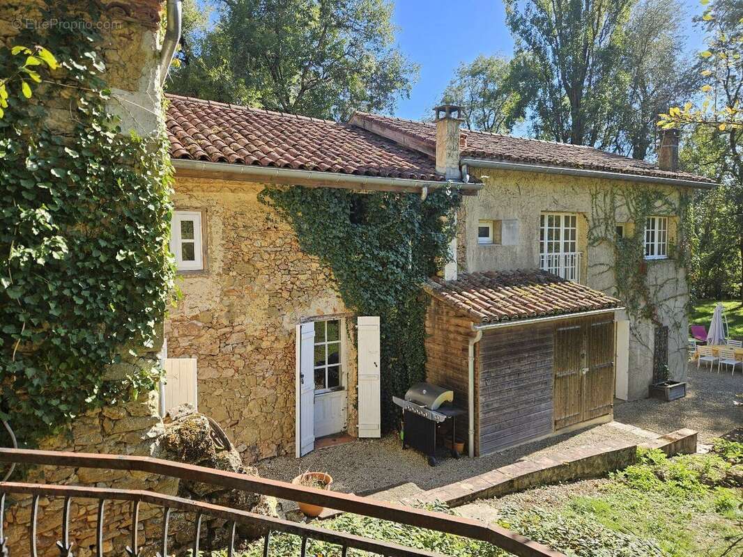 Maison dans la campagne avec etang prive - photo 17