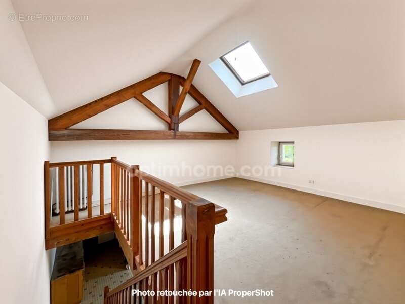 Maison à SAINT-SECONDIN