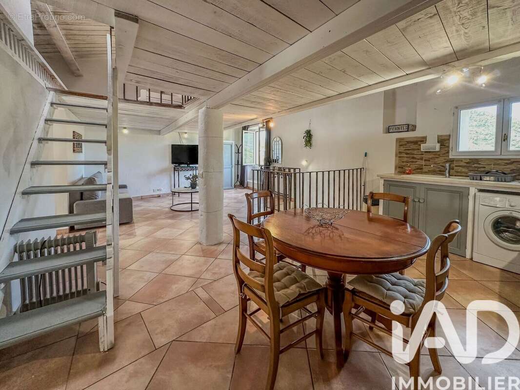 Photo 2 - Appartement à CLAVIERS