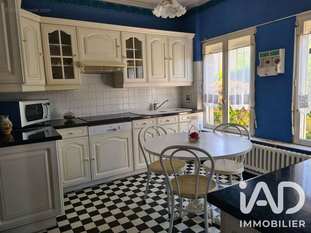 Maison 97 m² à Saint-Brieuc  - photo 4