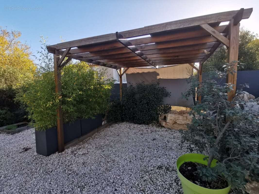 Maison à MEJANNES-LE-CLAP