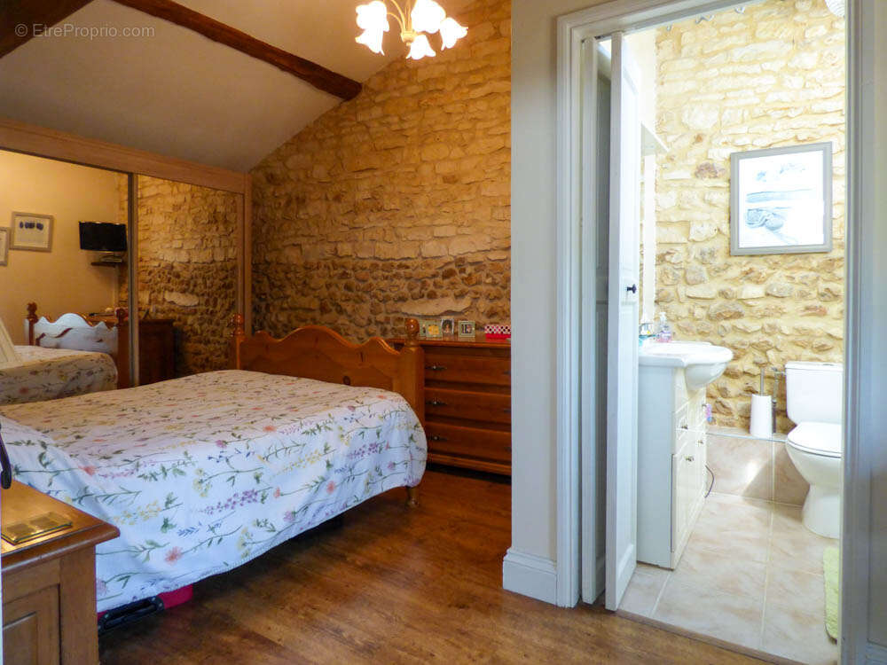Maison à PAMPROUX