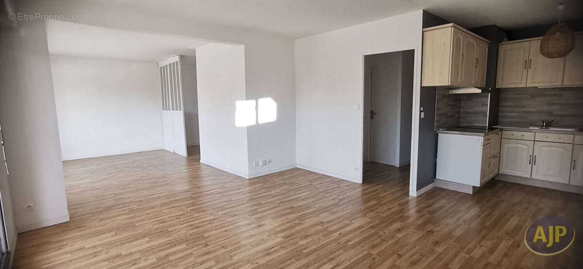 Appartement à ARES