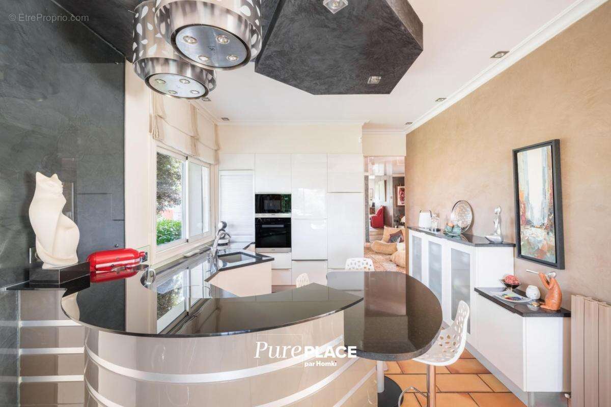 Propriété T5 de 166 m² à Boisseron 34160 - photo 8