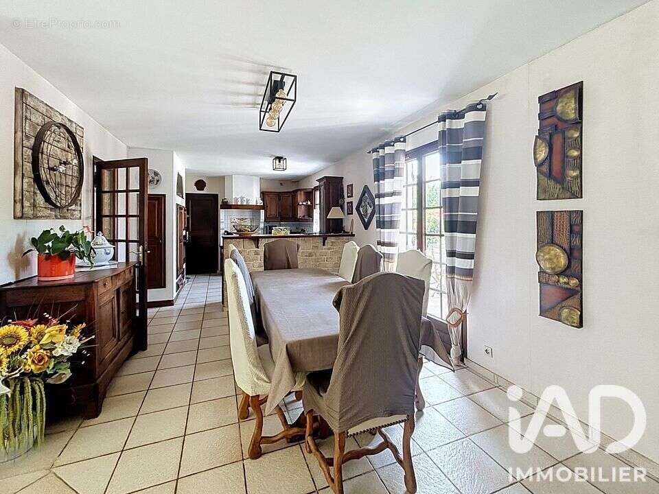 Photo 4 - Maison à OZOIR-LA-FERRIERE