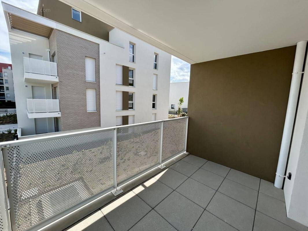 Appartement à GRIGNY