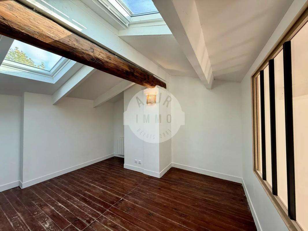 Appartement à SAINT-ZACHARIE