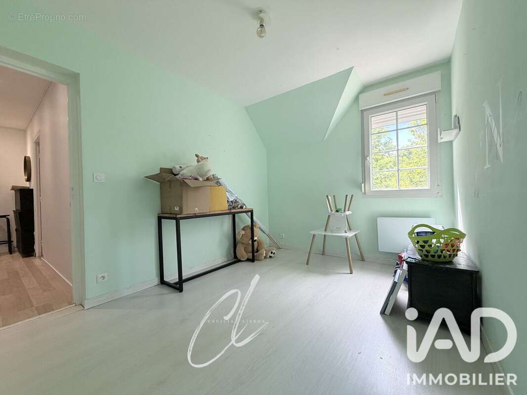 Appartement 60 m² à Saint-Valerien  - photo 3