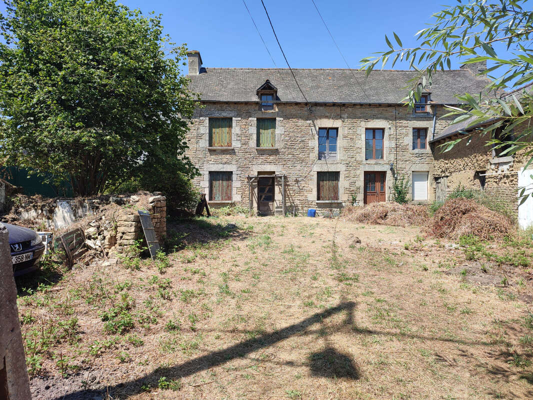 Maison à YVIGNAC-LA-TOUR