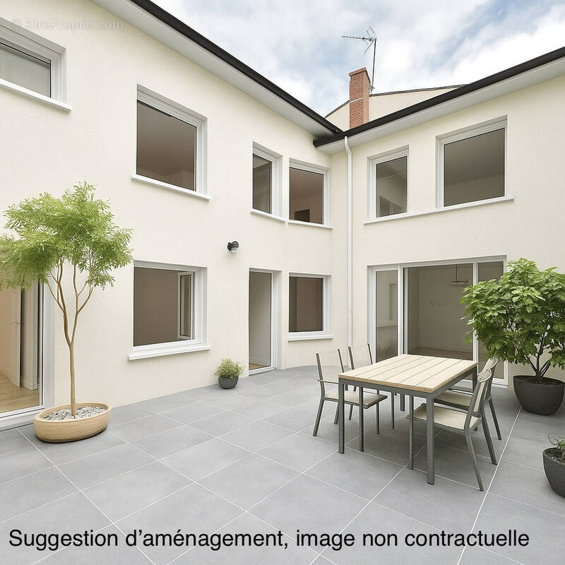 Maison de village familiale 8 chambres  205 m2 avec cour, garage double   Saint Didier en Velay- centre villag - photo 4