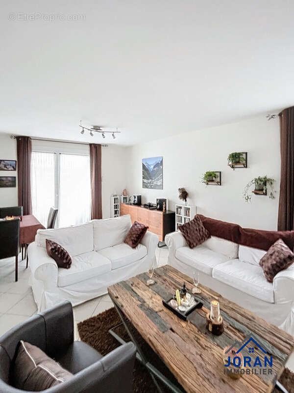 Appartement à SAINT-JULIEN-EN-GENEVOIS