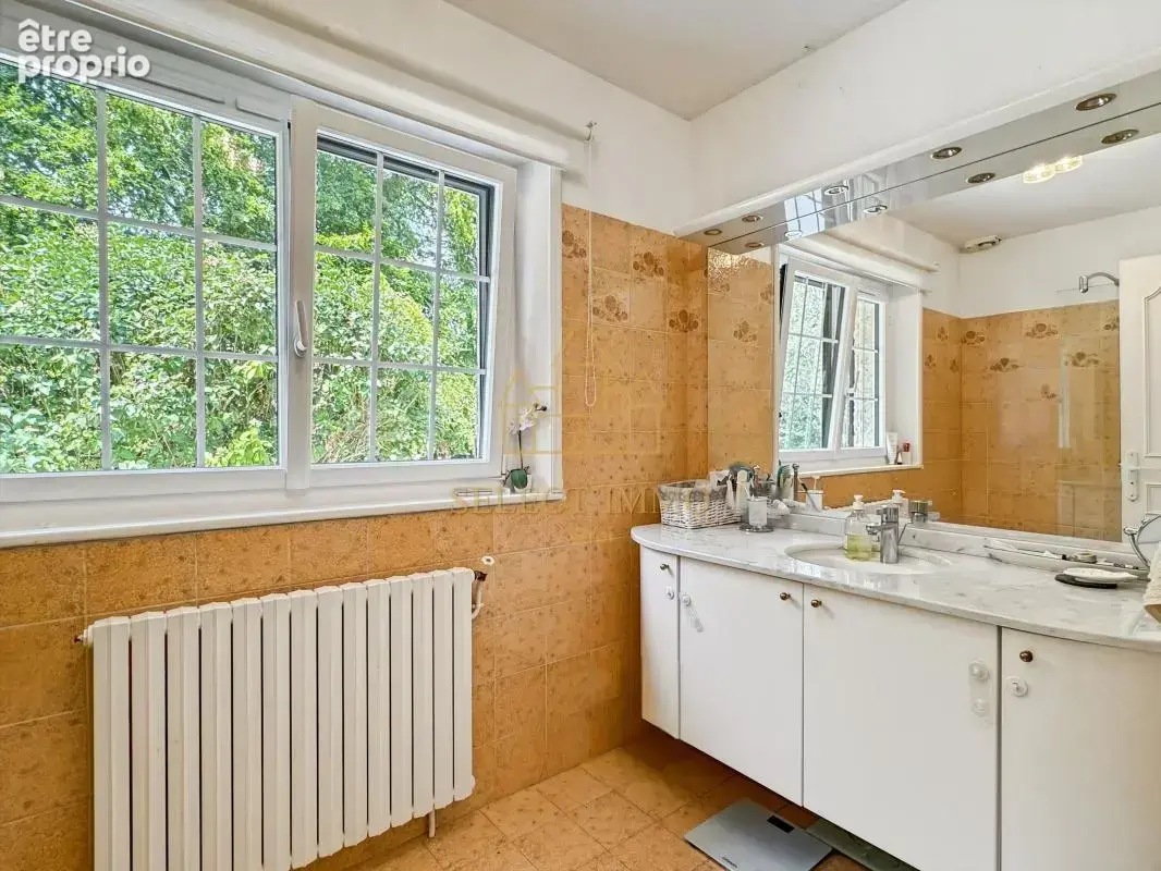 Maison À Vendre avec piscine - proche Évreux - photo 12