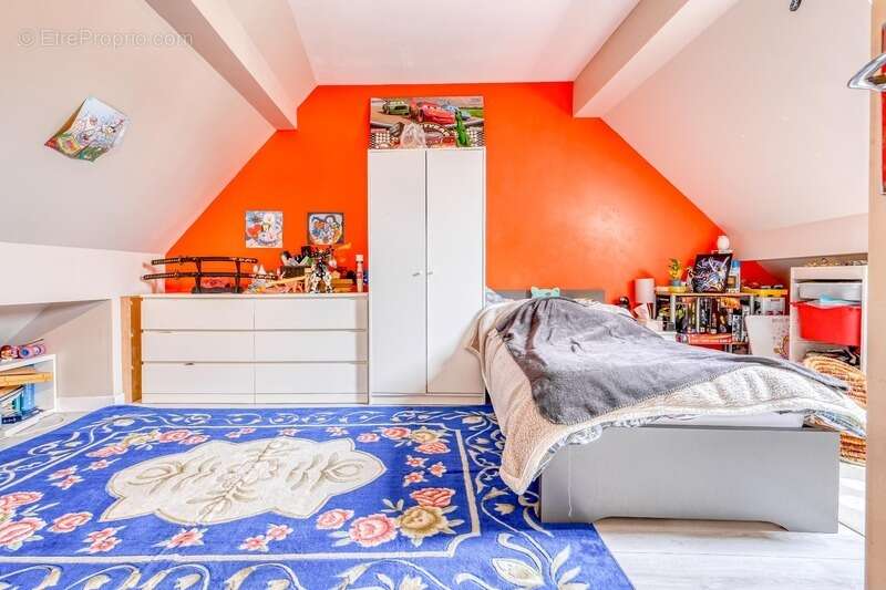 Christophe Michaudelle – EXLUSIVITE - CAPIFRANCE vous propose Nanteuil lès Meaux : Proche des commodités, maison de ville bien e - photo 16