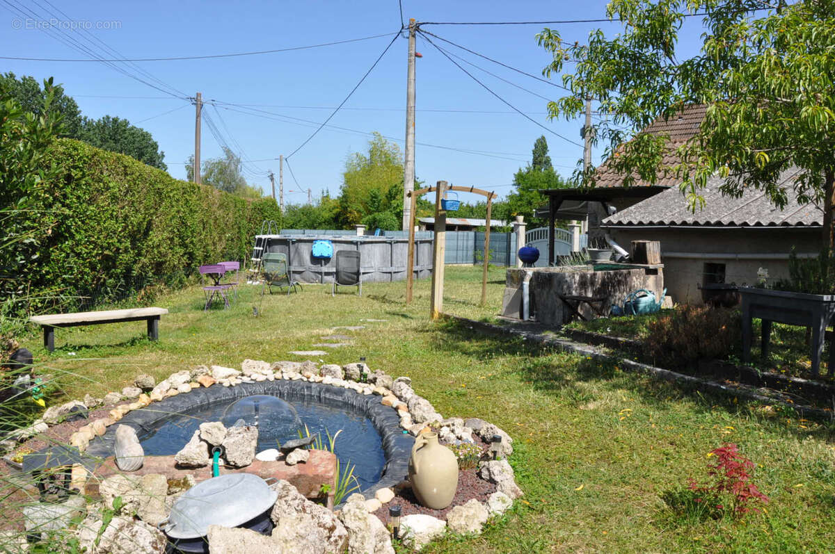 Maison à JALIGNY-SUR-BESBRE